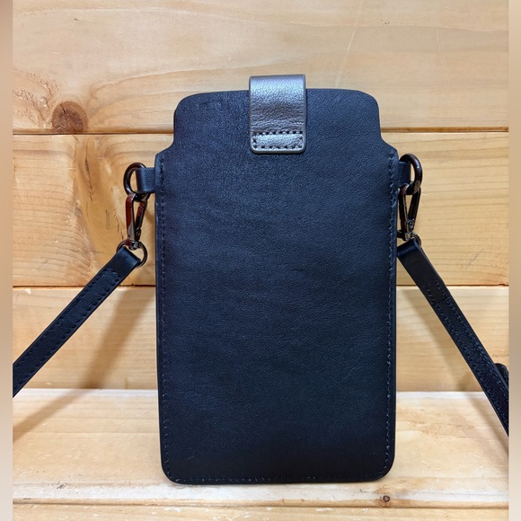 $89 saint + sofia leather cellphone crossbody case - Picture 4 of 6
